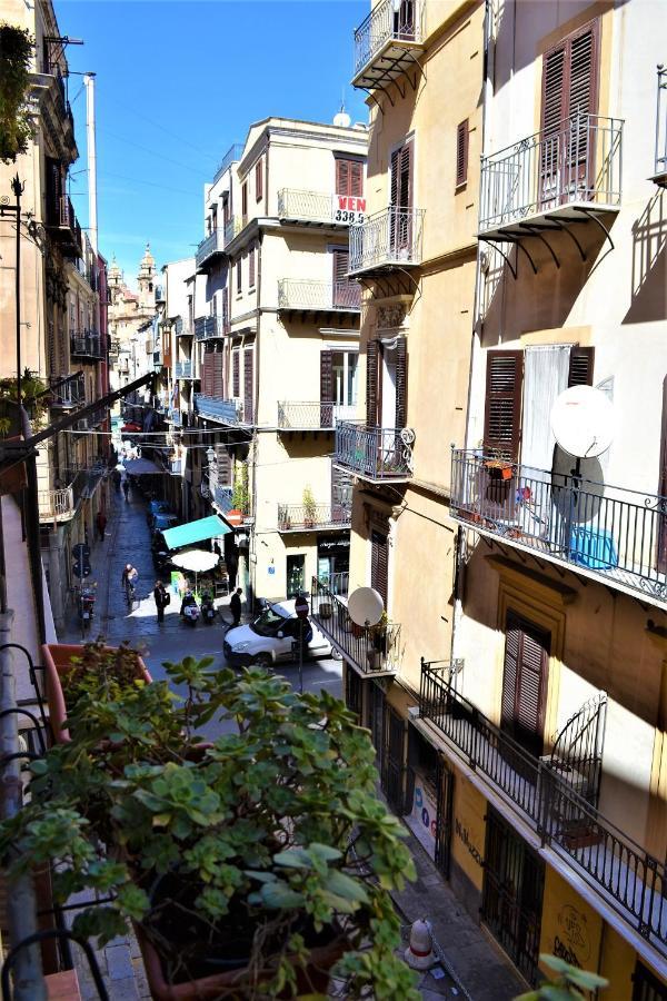 Hostal Via Zara