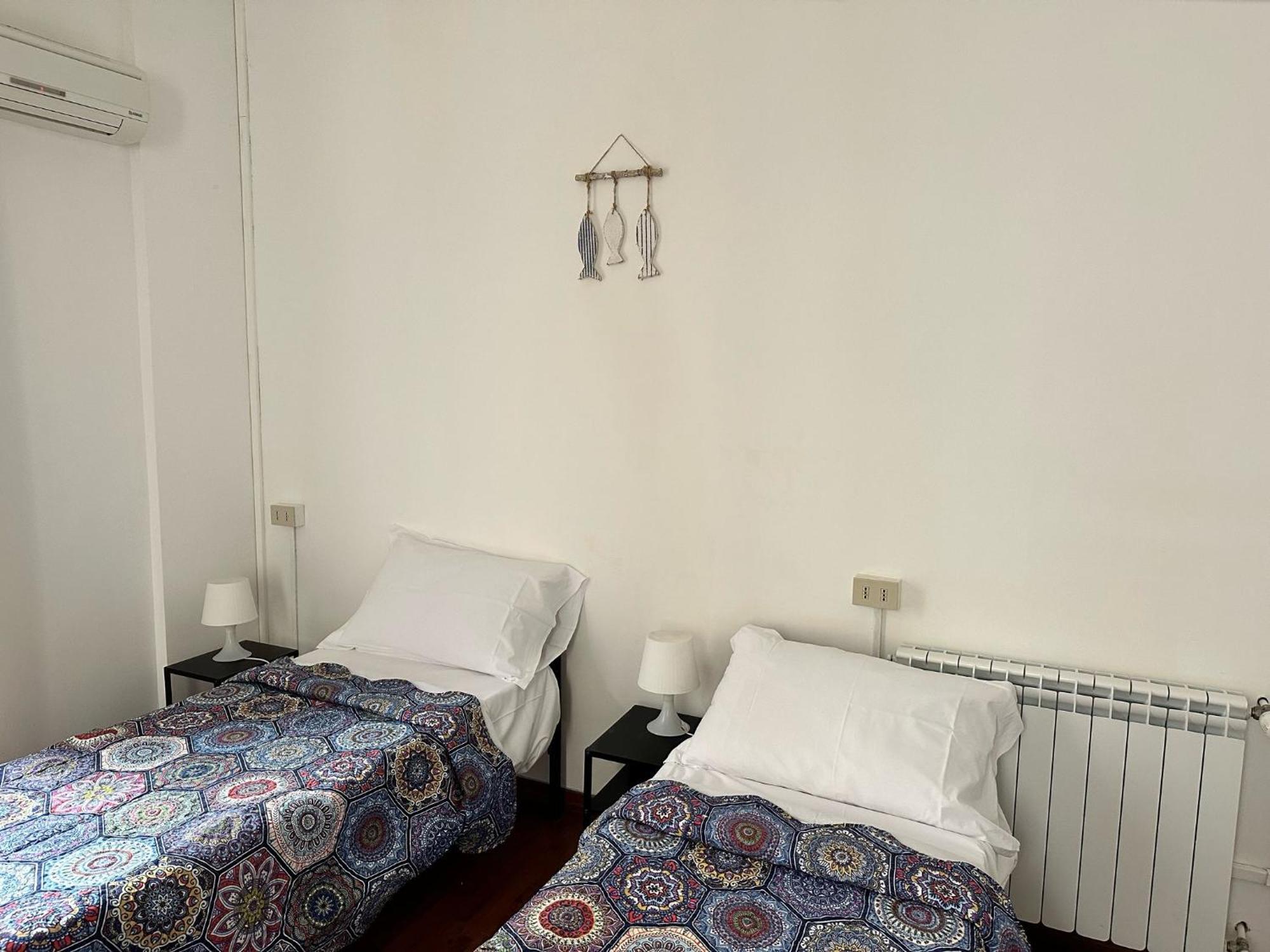 Via Zara Hostal