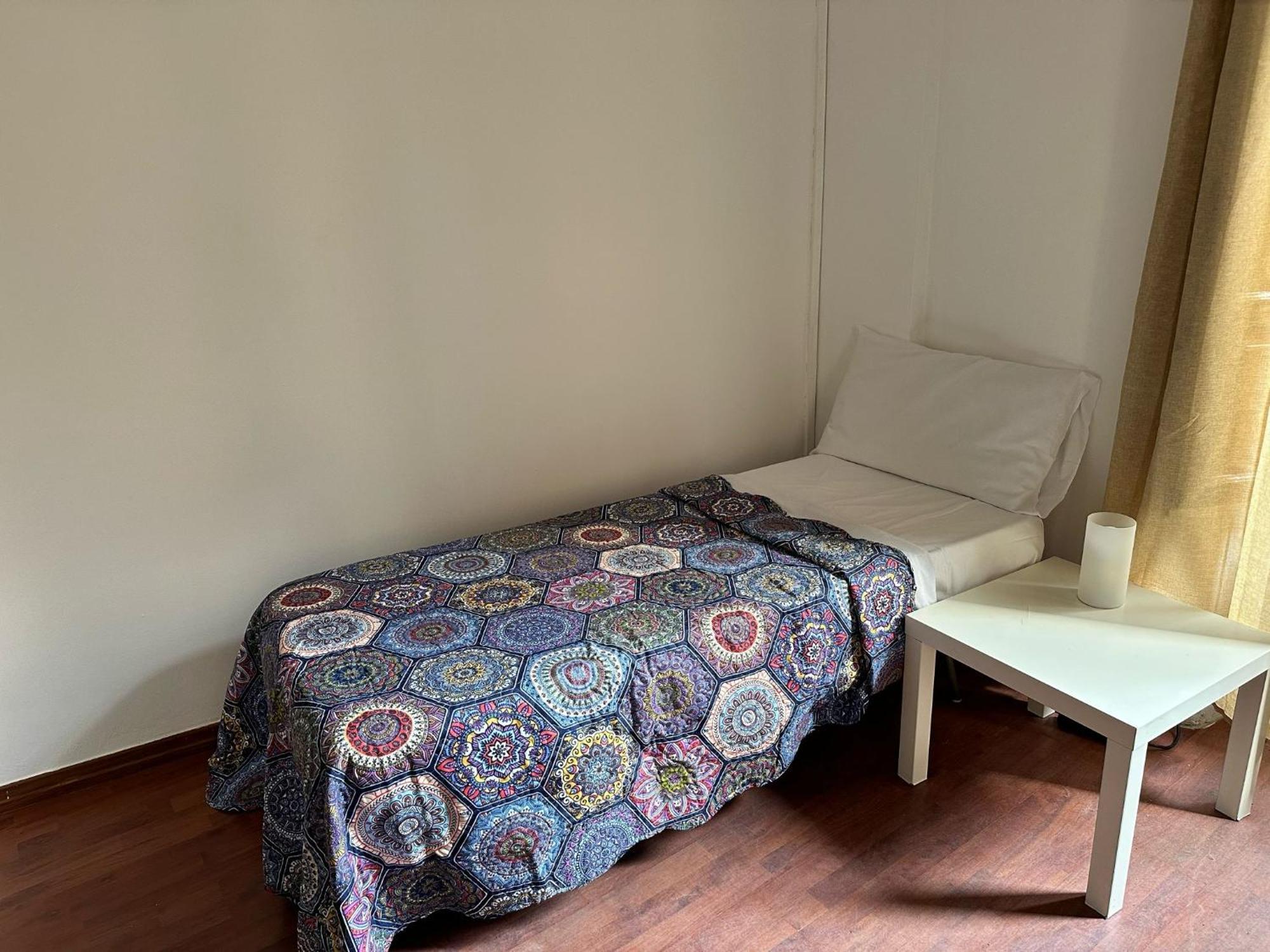 Via Zara Hostal *
